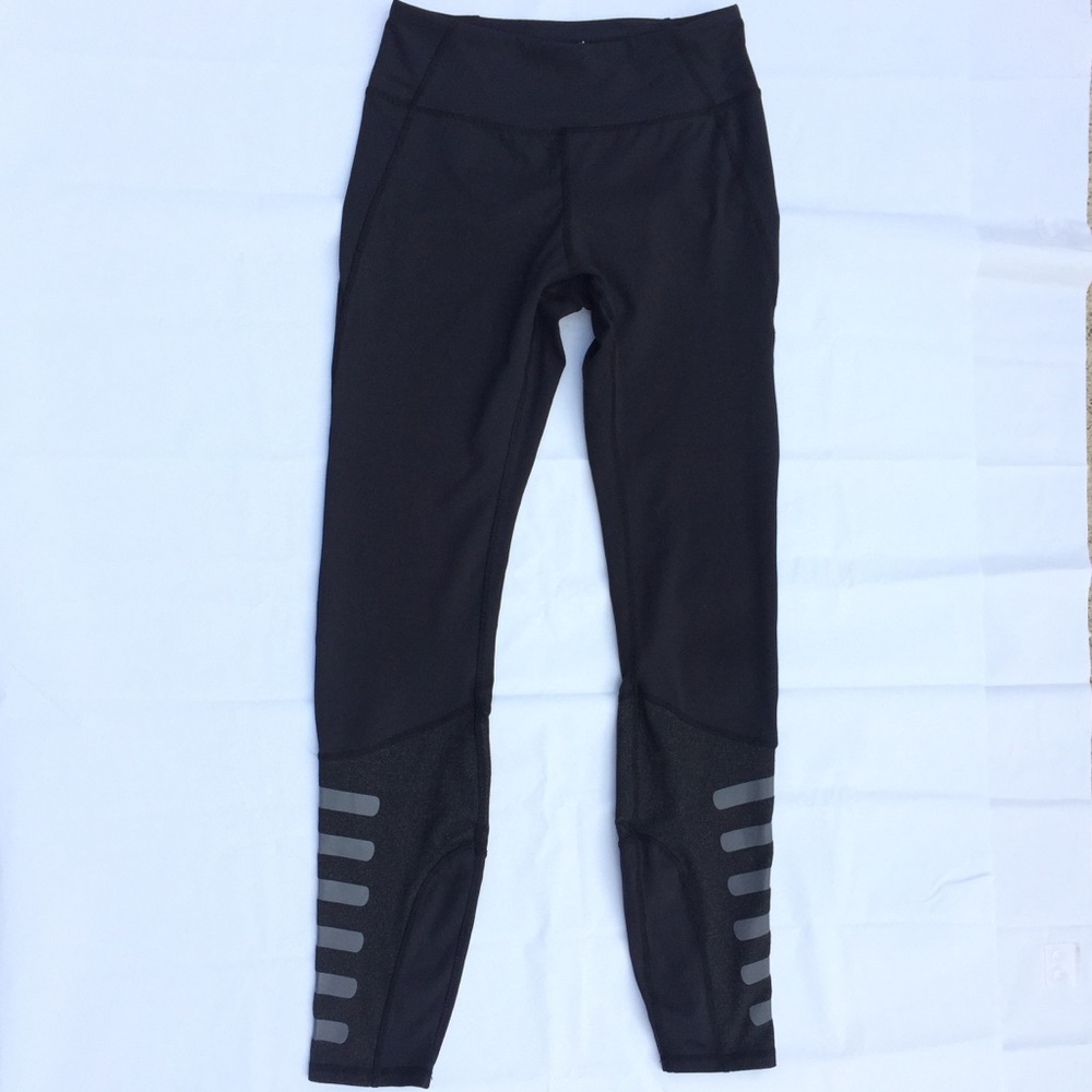 Kyodan XS Black Leggings w Grey Reflective Print